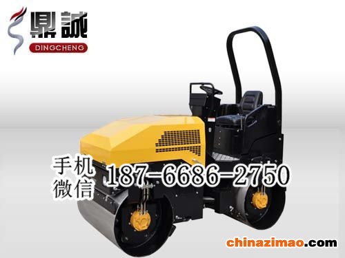 3 两吨全液压压路机 (4)