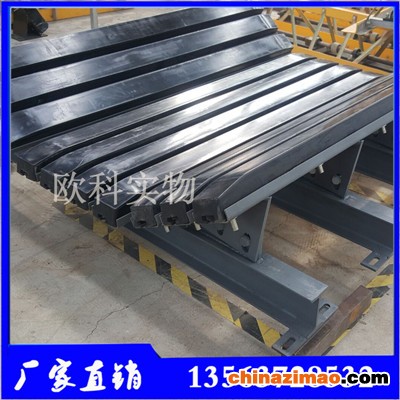 皮带机缓冲床5